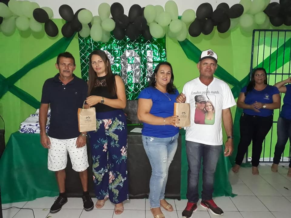 SECRETARIA DE EDUCAÇÃO: REALIZA DIA DOS PAIS NA ESCOLA MANOEL COSMO